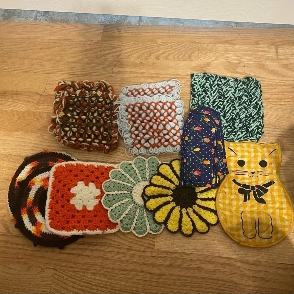 Vintage Pot Holder Bundle Lot MCM Cat Sunflower Flower Crochet Knit Colorful